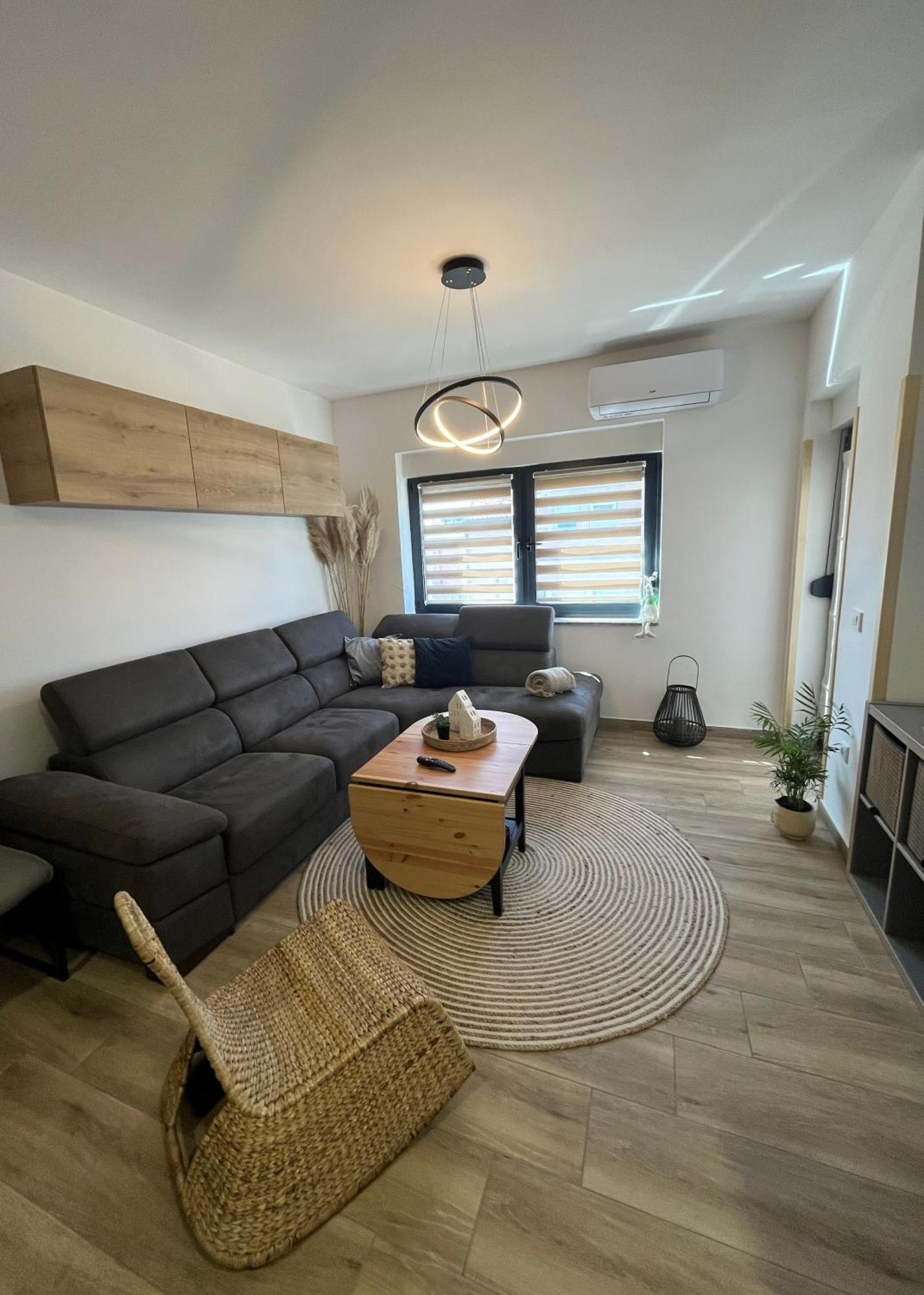 Apartman Sandra Nova Gradiska Buitenkant foto